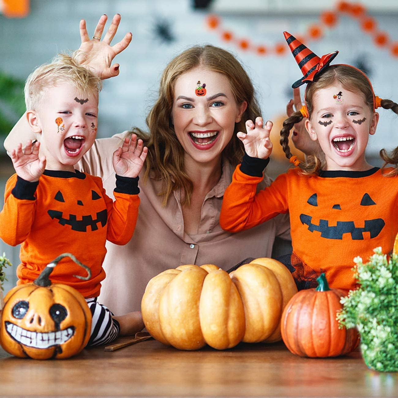 Halloween Stickers for Kids Halloween Cute Stickers with Pumpkin Bat Ghost Vampire Scrapbooking Stickers for Halloween Party Favors Scrapbooking DIY Gift Craft, 4 Sheets